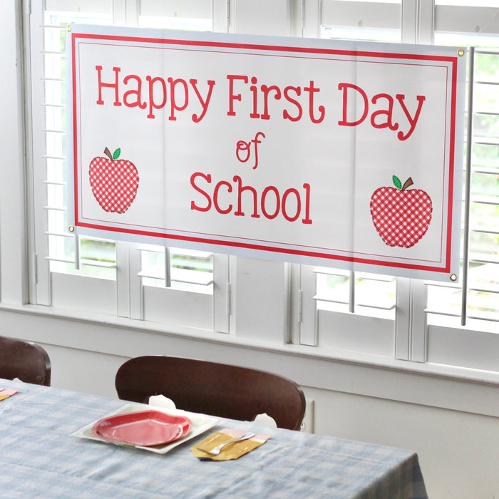 Back to School Vinyl Banner: Red Gingham Apples